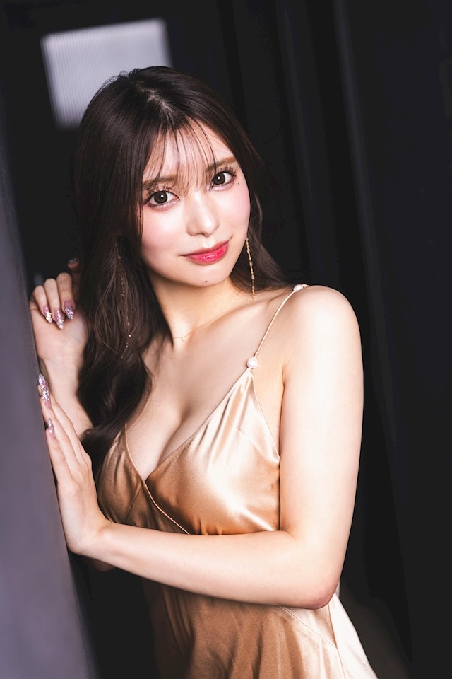 神巫 あやせプロフィール写真3
